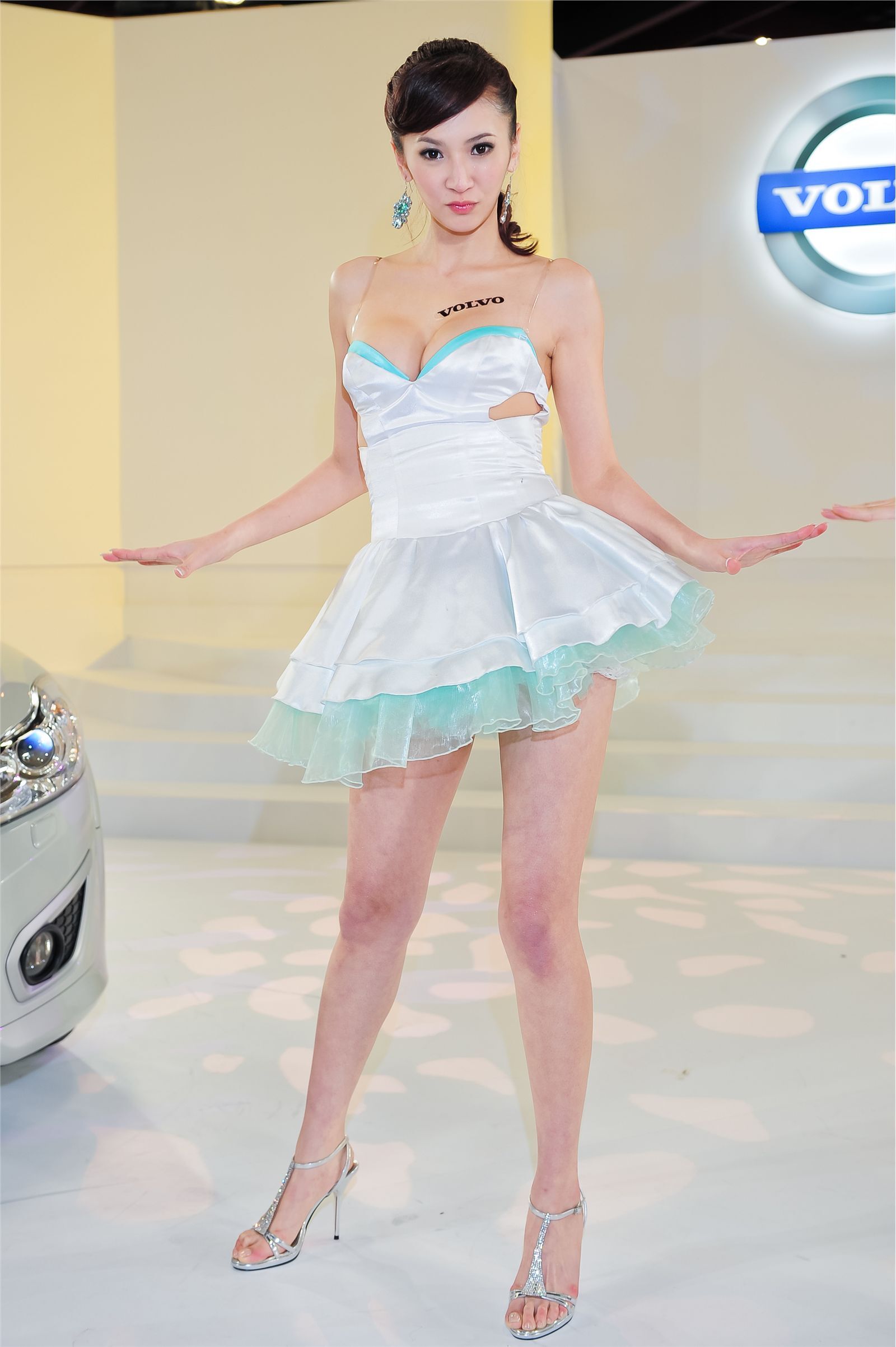 volvo 新车大展volvo美女