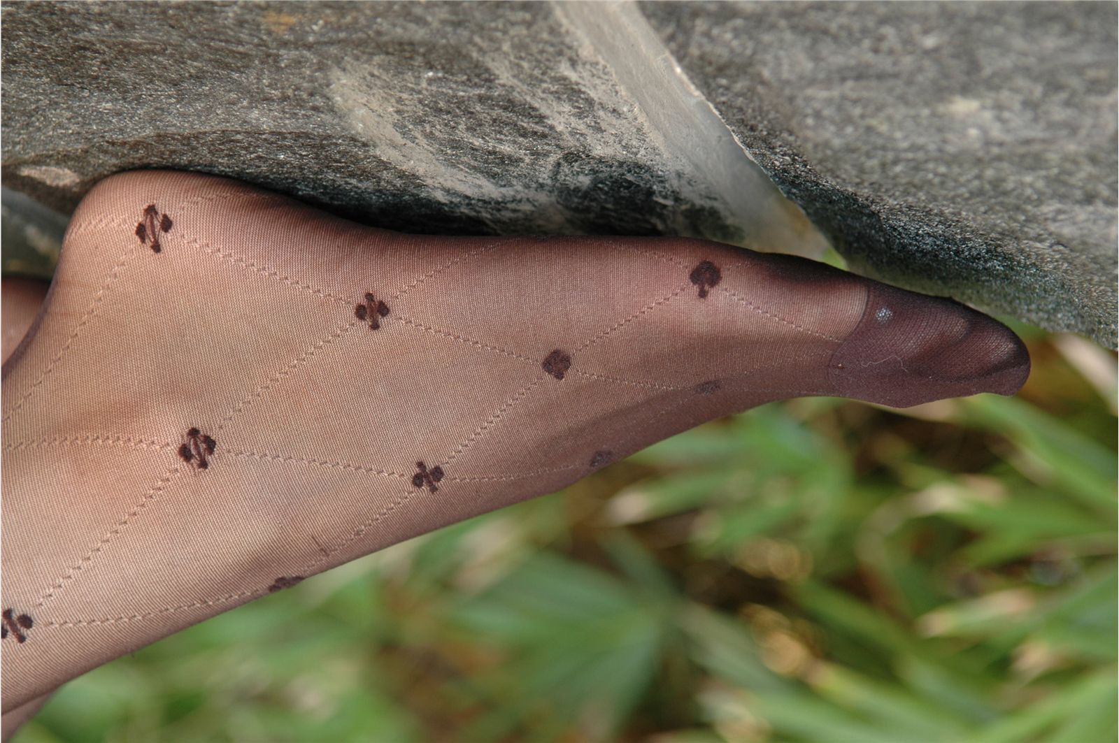 wenwen 性感丝袜美女户外写真