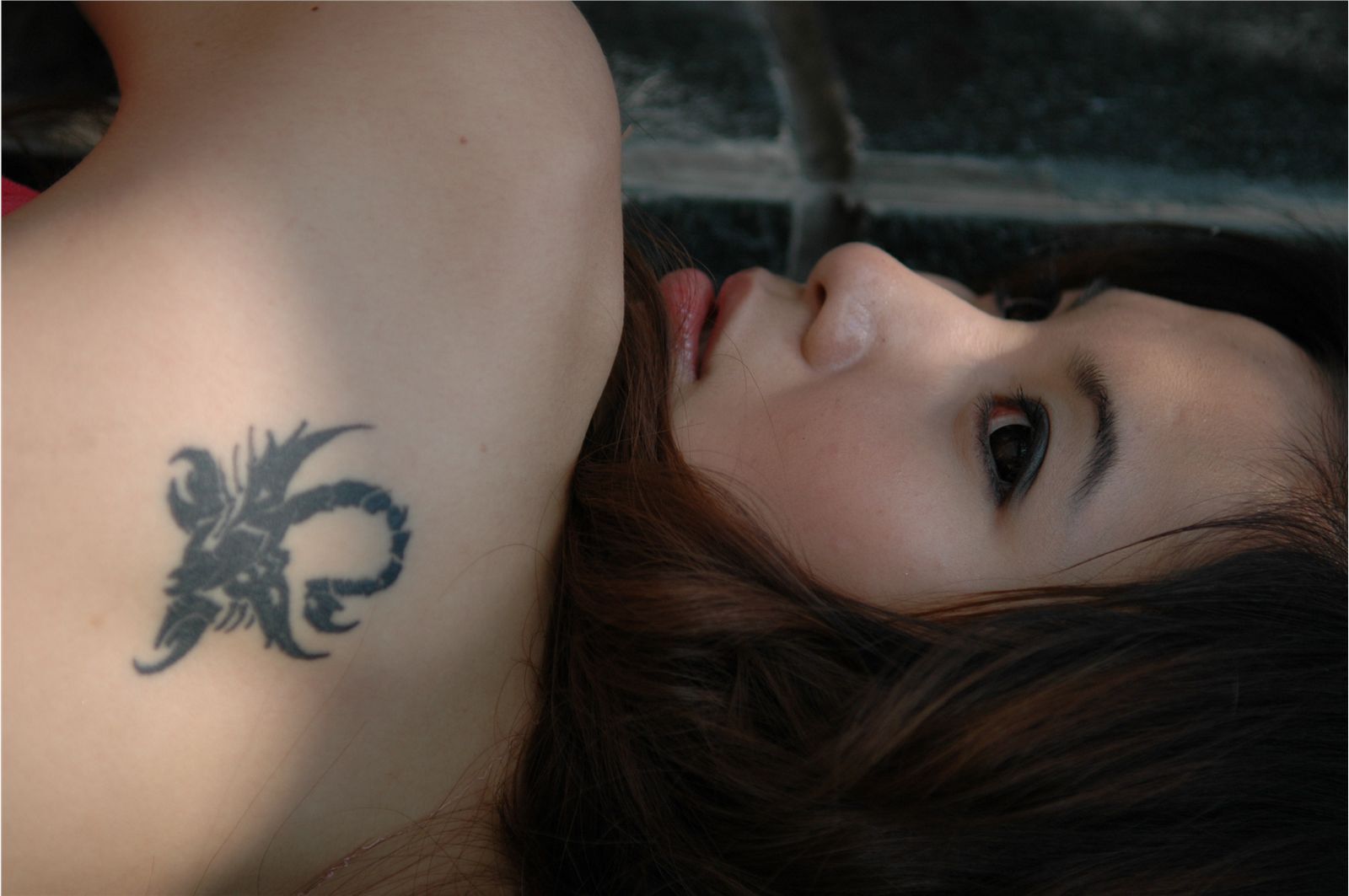 wenwen 性感丝袜美女户外写真