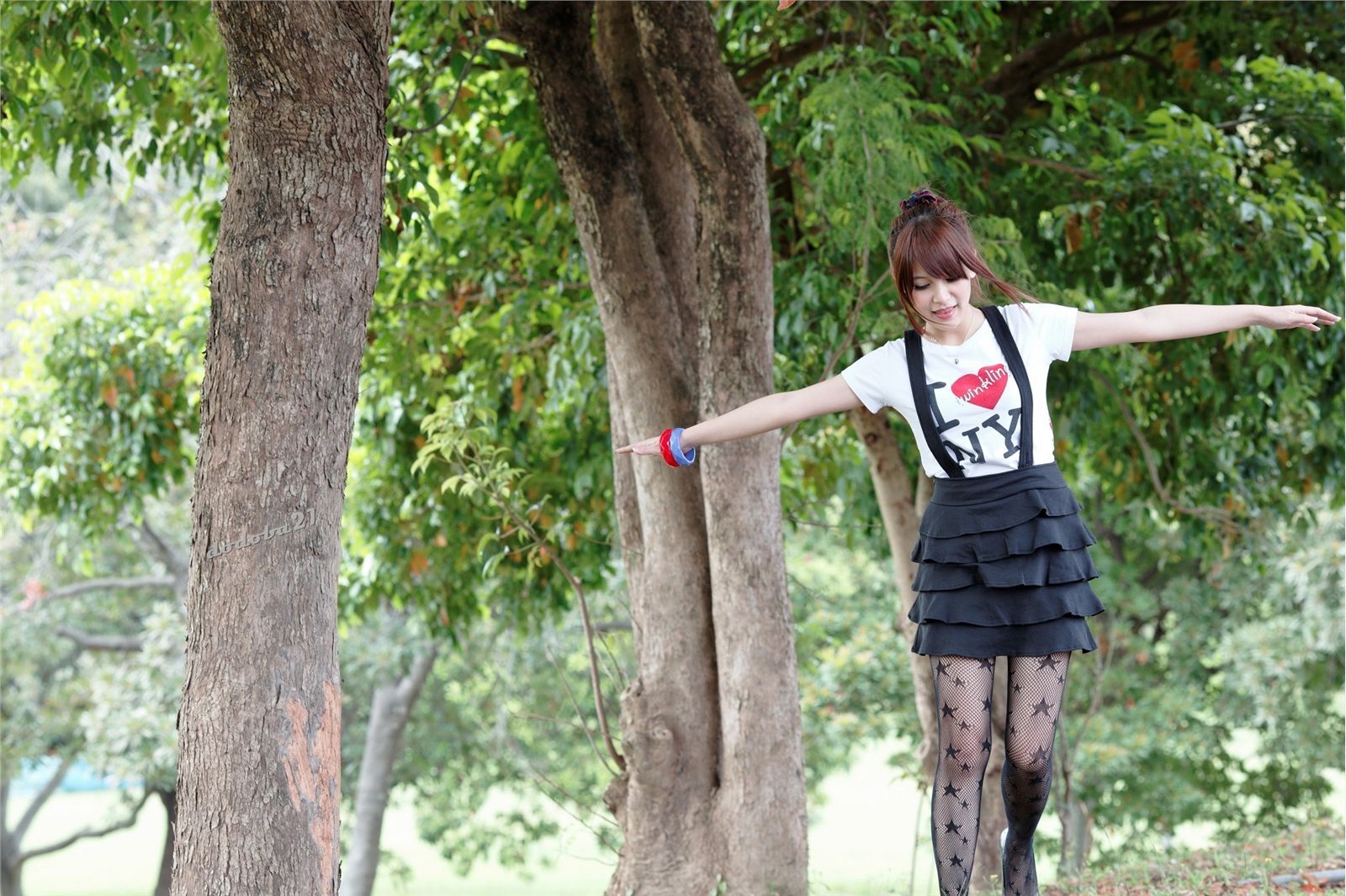 小米-北藝大 美腿高清