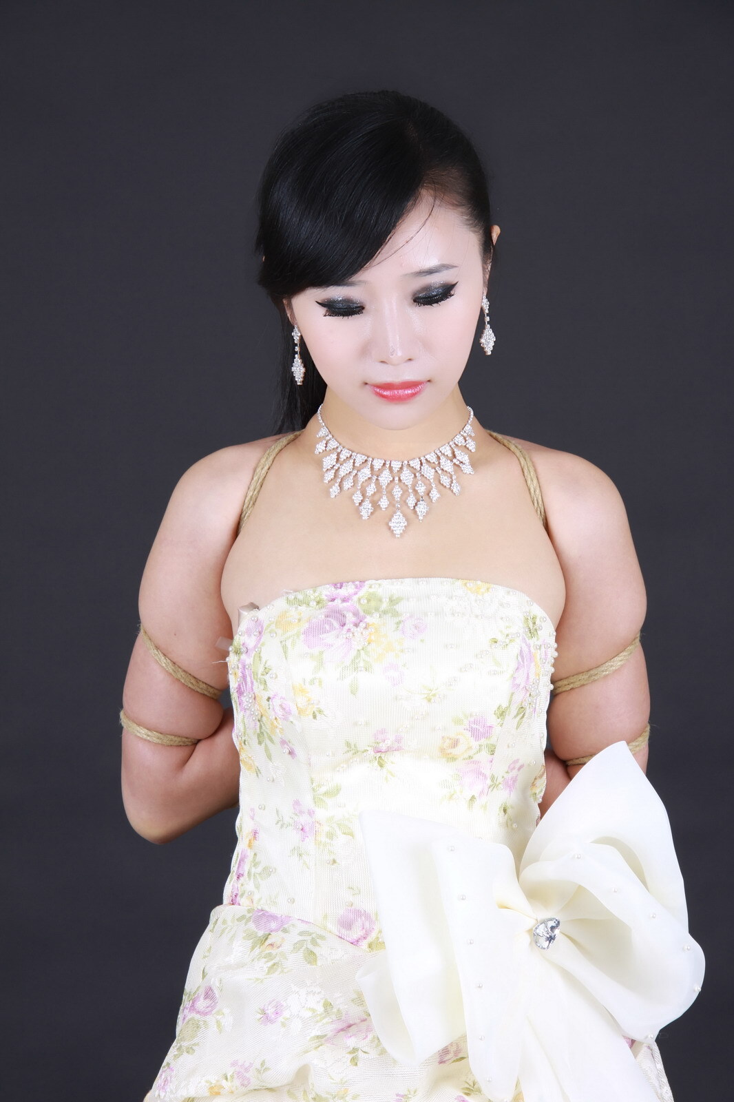 捆绑婚纱照 幸福的新娘-馨缘 【神艺缘】