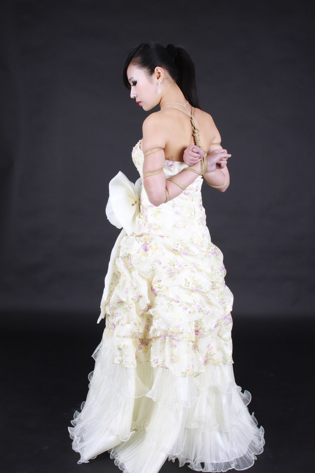 捆绑婚纱照 幸福的新娘-馨缘 【神艺缘】