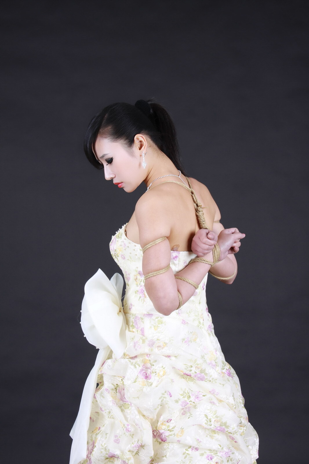 捆绑婚纱照 幸福的新娘-馨缘 【神艺缘】