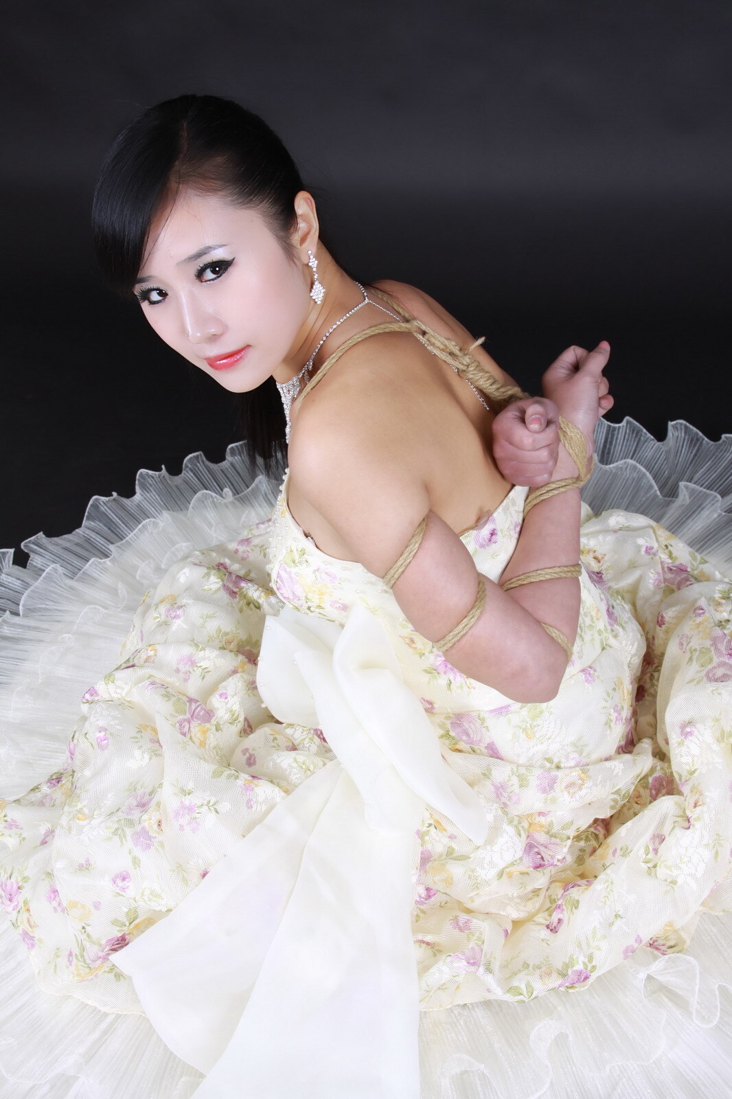 捆绑婚纱照 幸福的新娘-馨缘 【神艺缘】