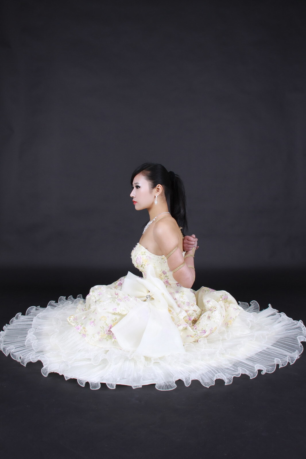 捆绑婚纱照 幸福的新娘-馨缘 【神艺缘】