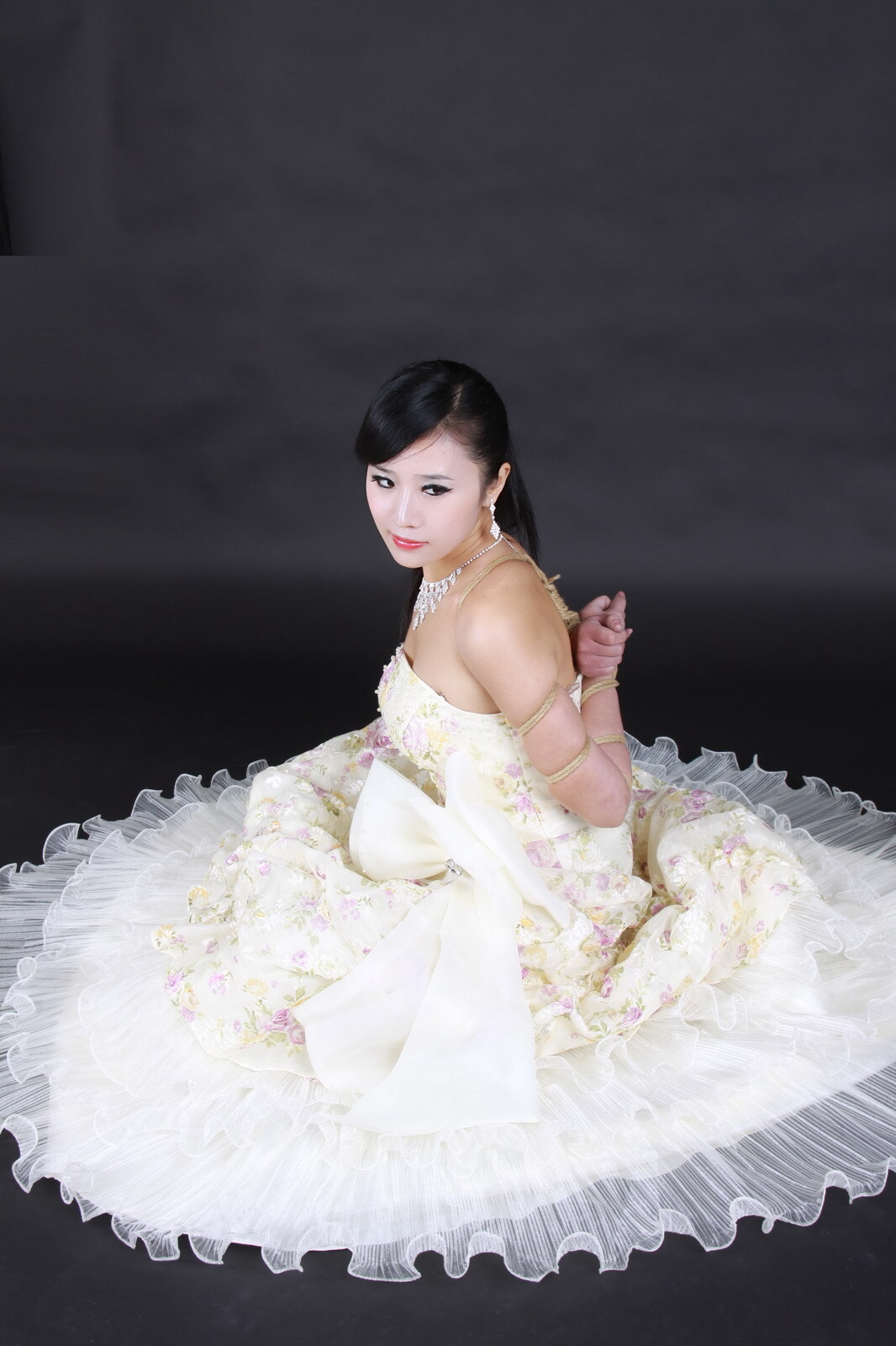 捆绑婚纱照 幸福的新娘-馨缘 【神艺缘】