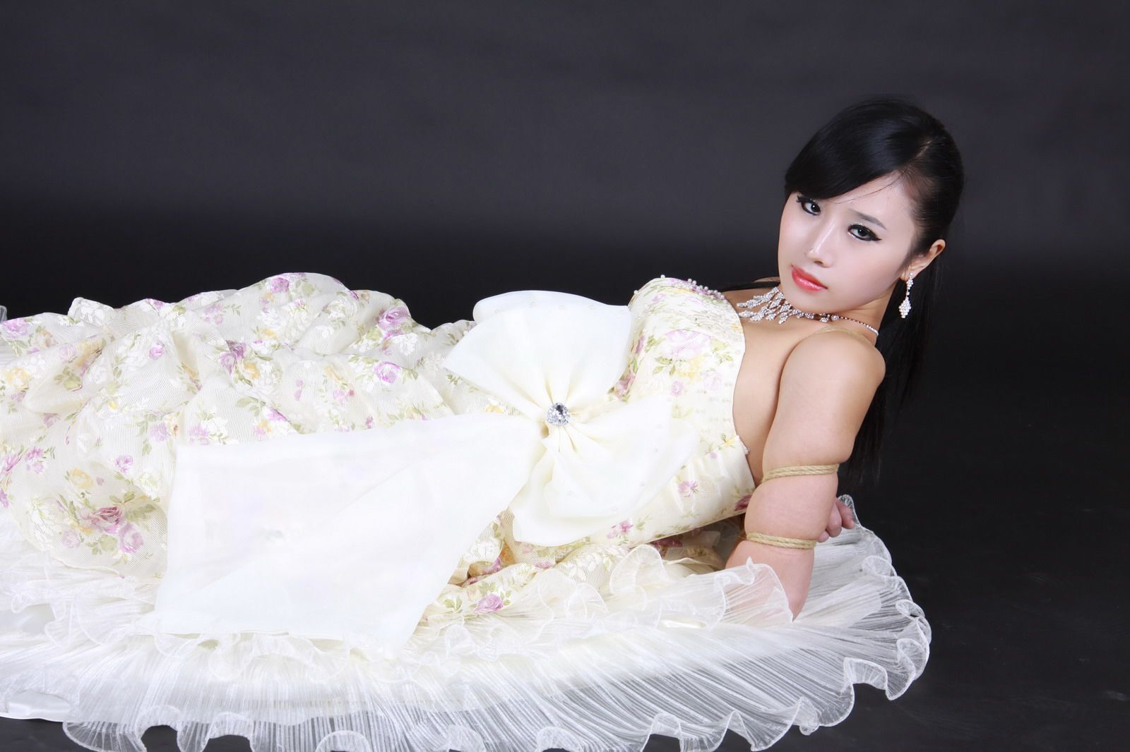 捆绑婚纱照 幸福的新娘-馨缘 【神艺缘】