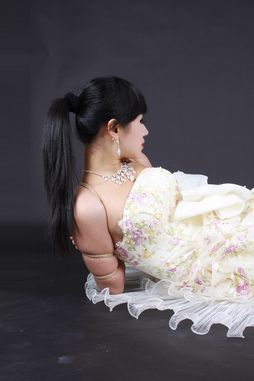 捆绑婚纱照 幸福的新娘-馨缘 【神艺缘】