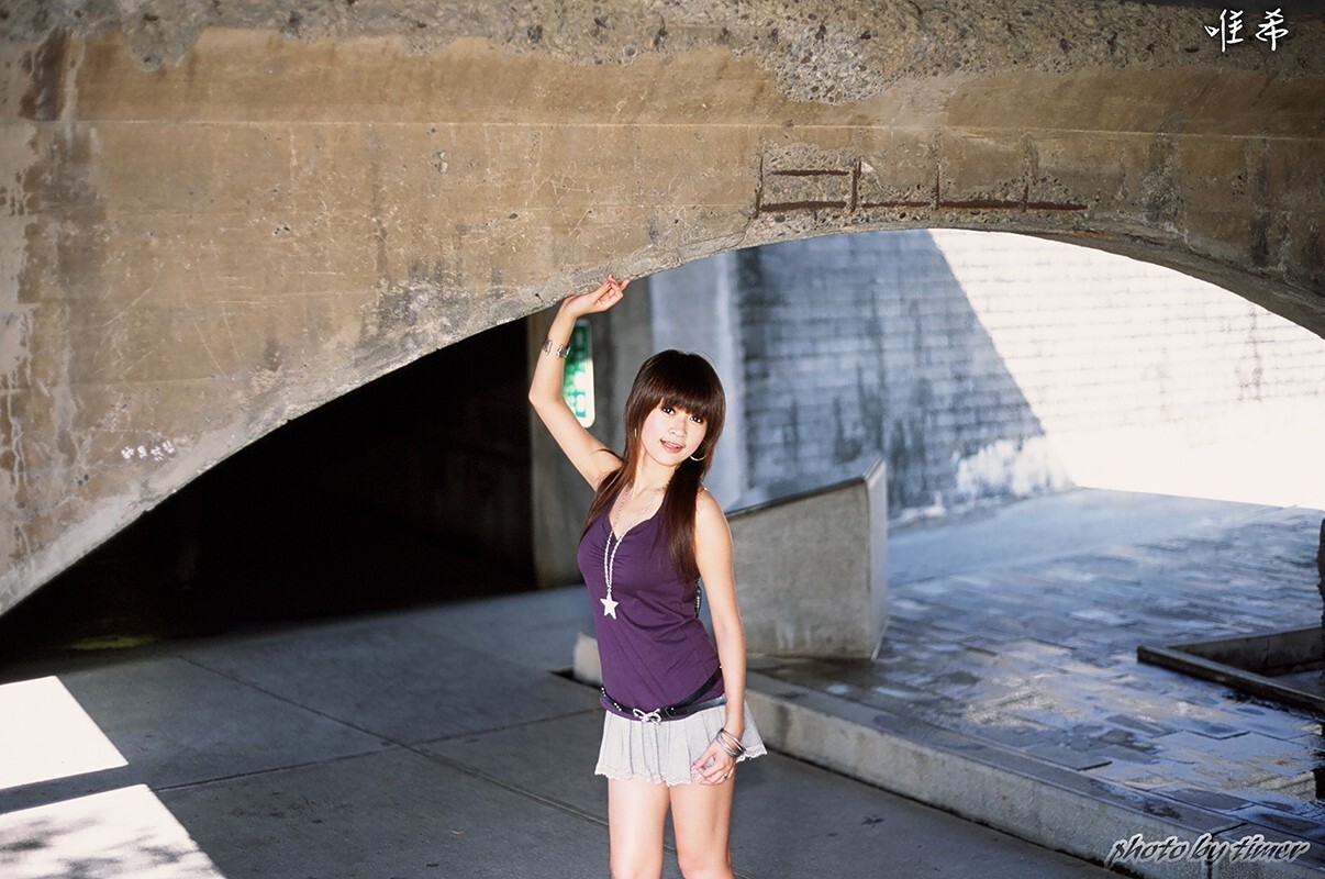 台湾妹子 寵兒-中華大學外拍