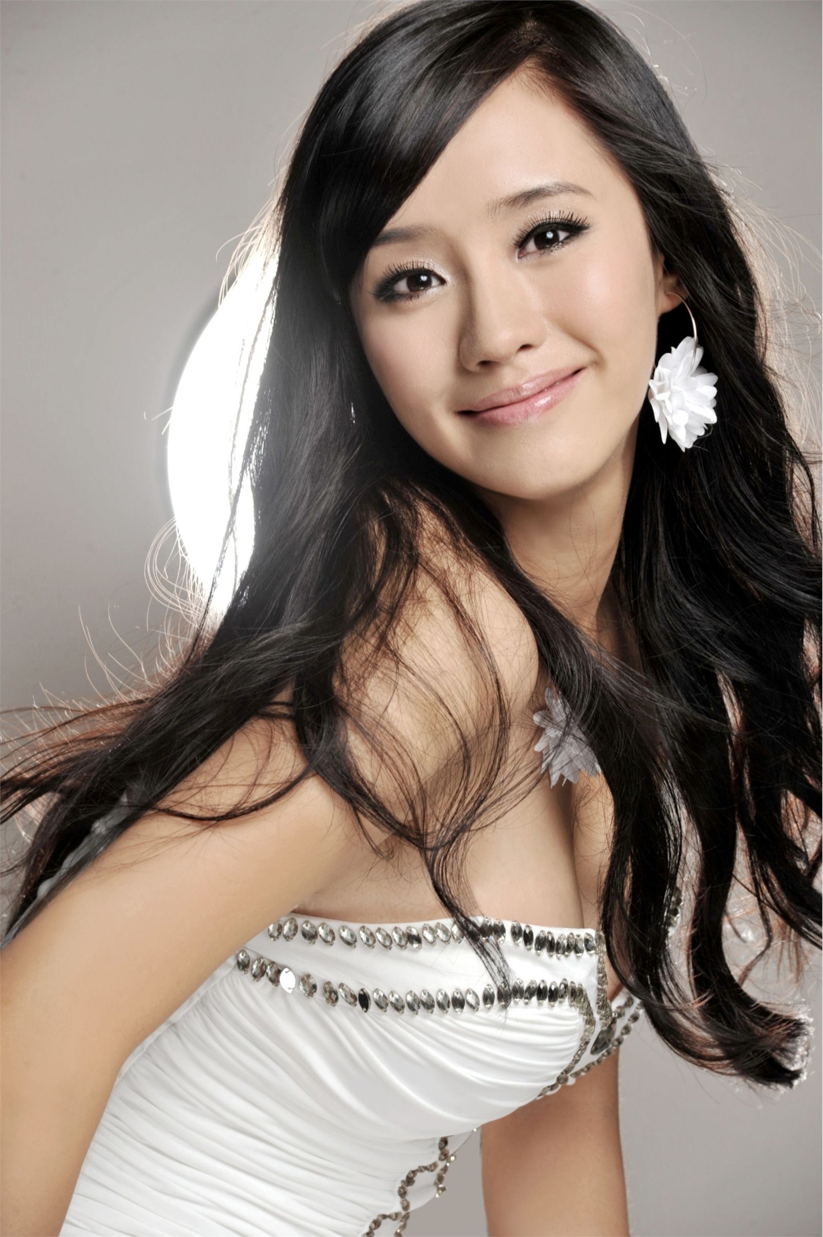 中戏校花王紫瑄妩媚写真高清组图