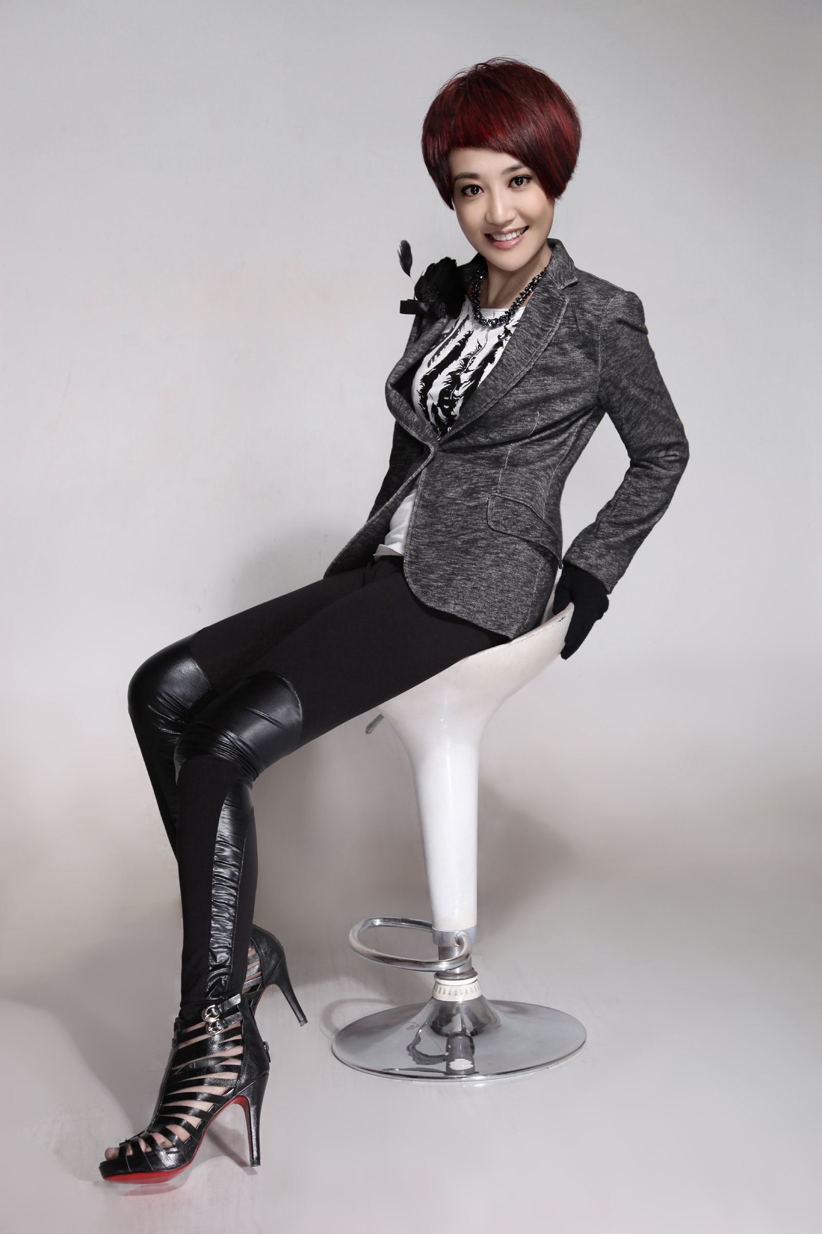 左岩展现无穷魅力  美至极