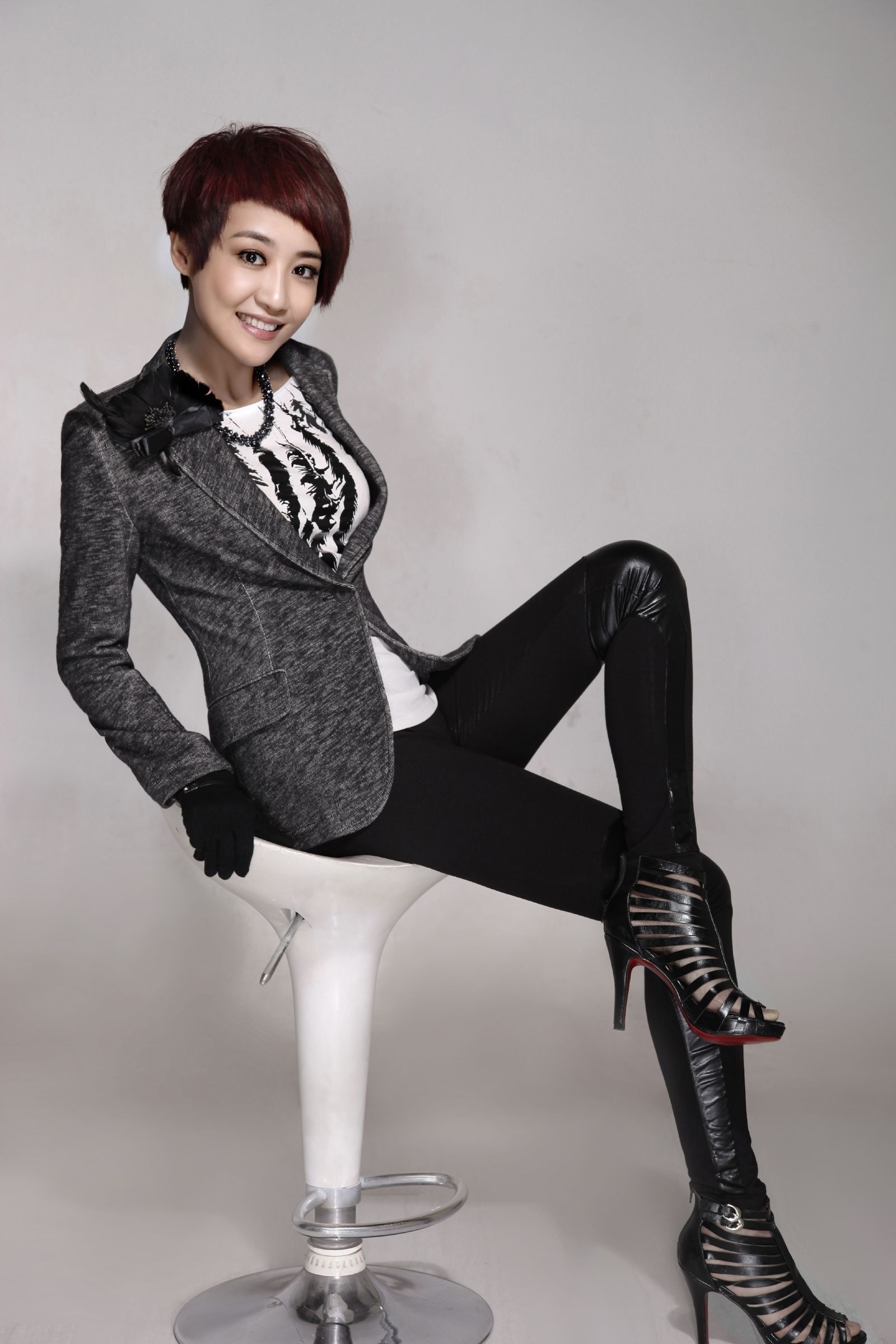 左岩展现无穷魅力  美至极