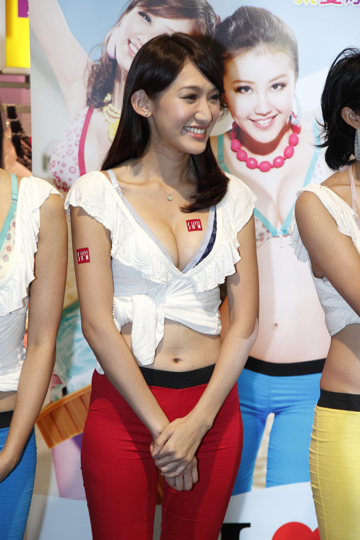 2011ZERO+莎薇內衣代言 美女代言