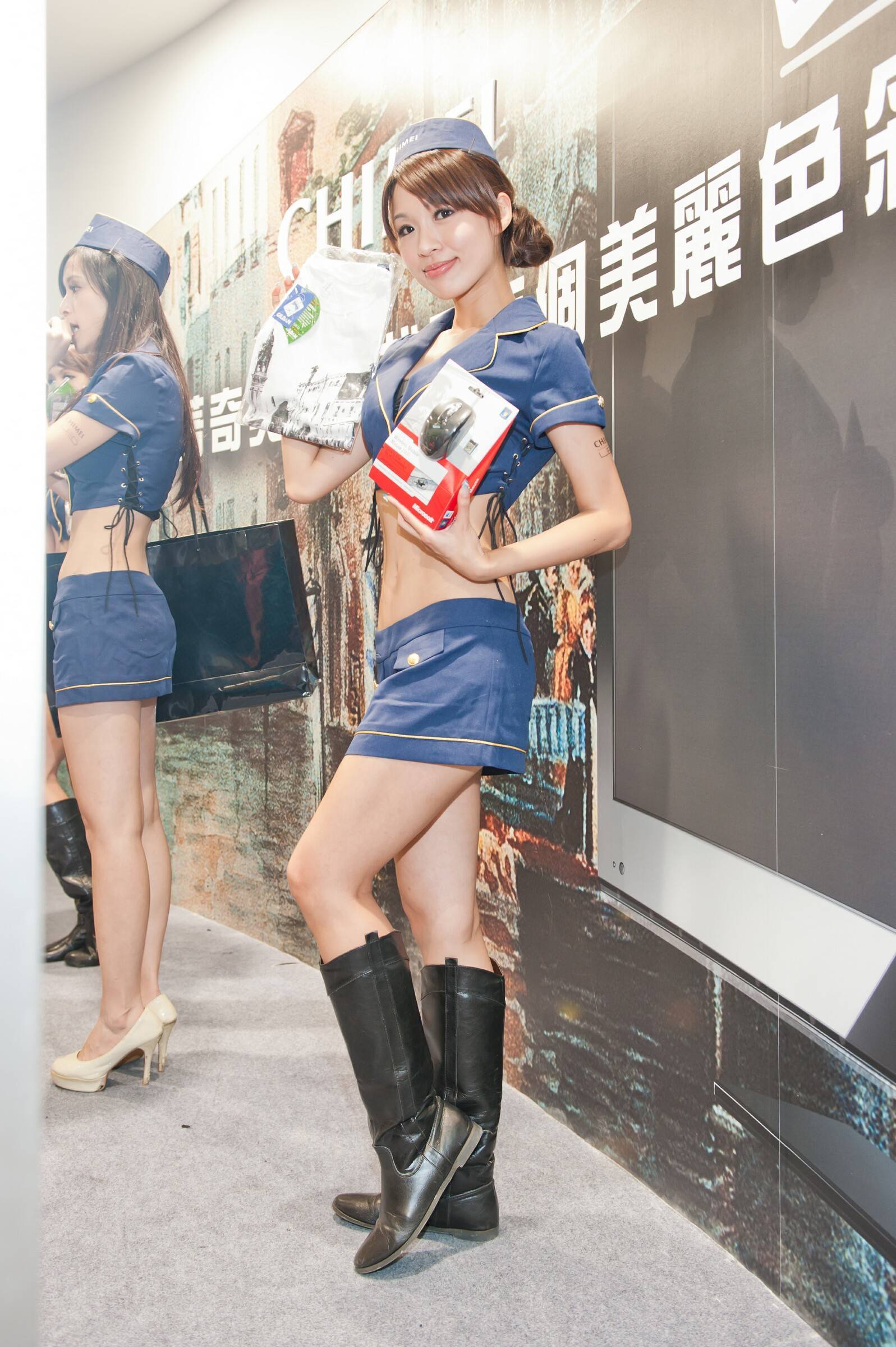 美女美腿如云 2011展台系列