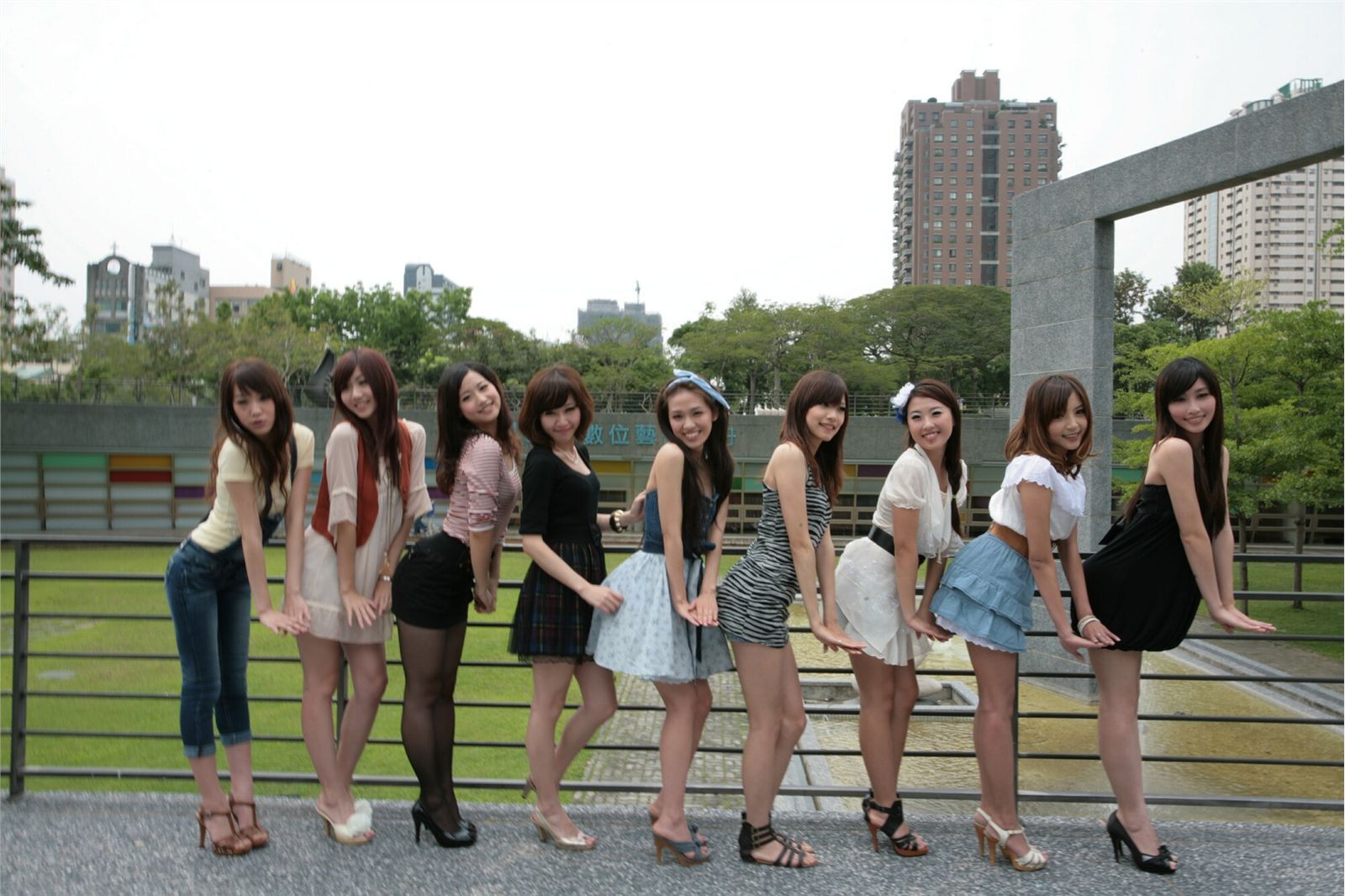 台中麻豆聯誼會 深圳珠宝展模特