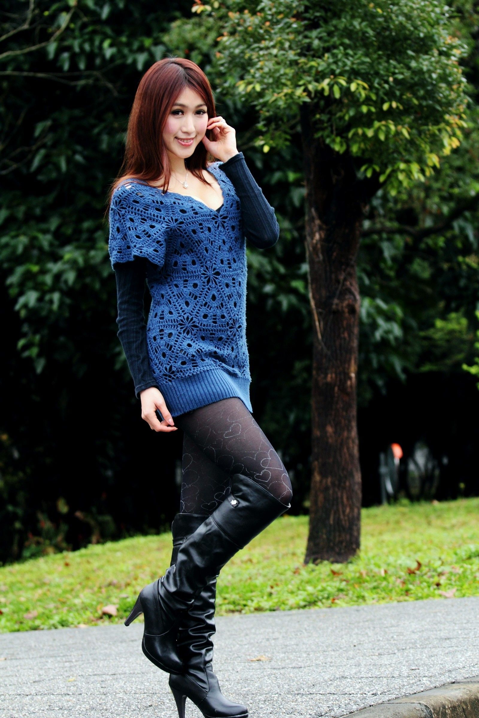 台湾大学美女模特外拍　FHM2012冠军呂品儀