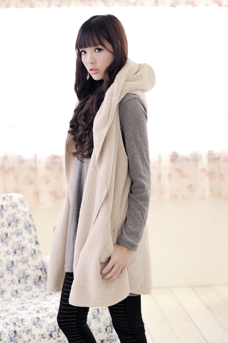 国产美女模特高清写真　20120101-MOLT二