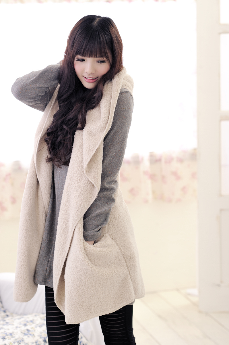 国产美女模特高清写真　20120101-MOLT二