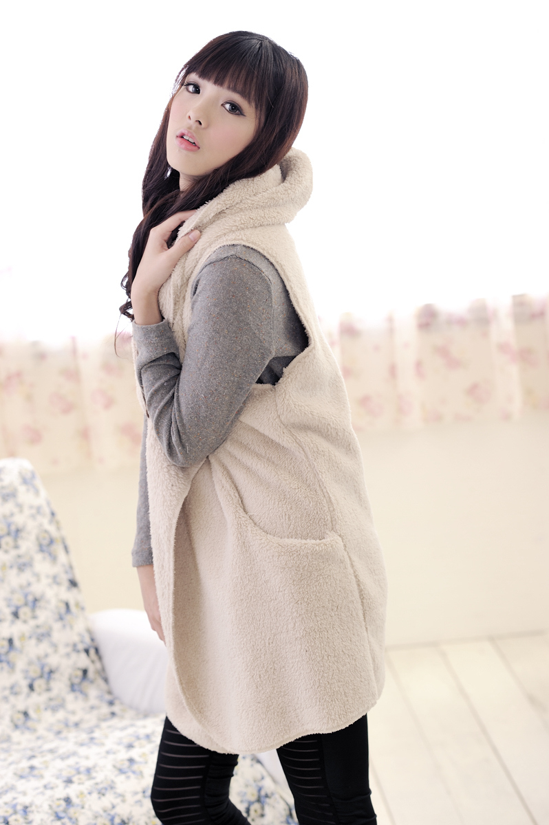 国产美女模特高清写真　20120101-MOLT二