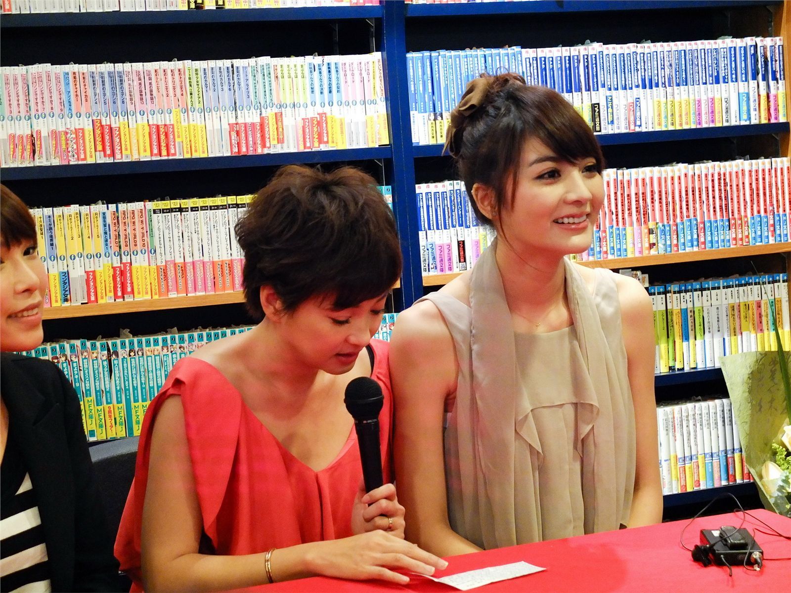 果子 妆漂亮 签书会 2012.02.19  清纯美女模特写真