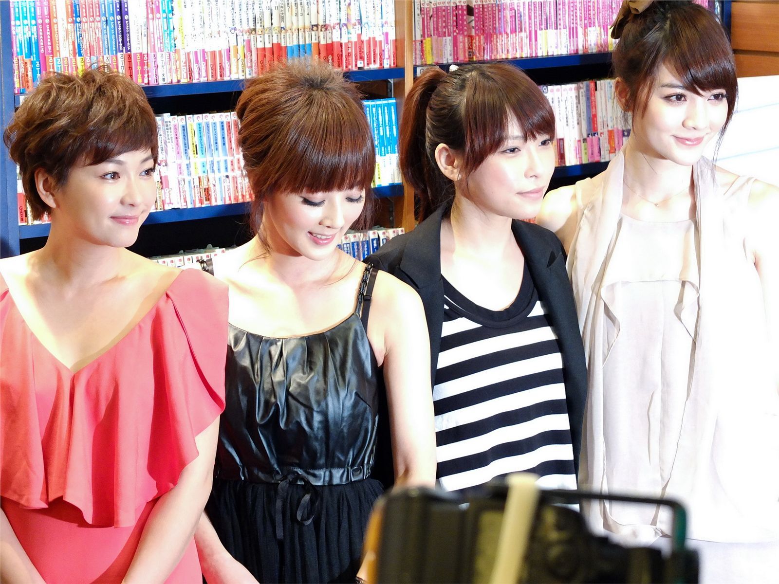 果子 妆漂亮 签书会 2012.02.19  清纯美女模特写真