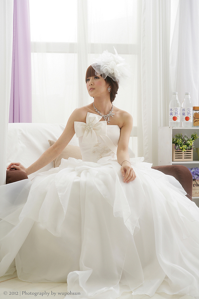 果子 最新婚紗写真2012.02.26　清纯美女模特写真