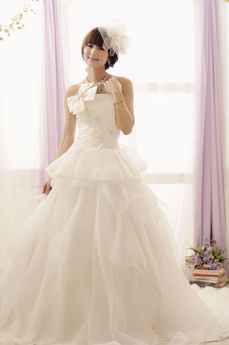 果子 2012.02.26 棚拍婚纱最新青纯美女图片