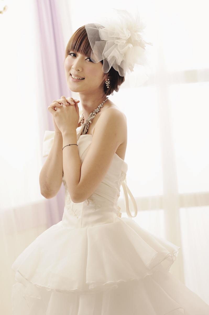 果子 2012.02.26 棚拍婚纱最新青纯美女图片