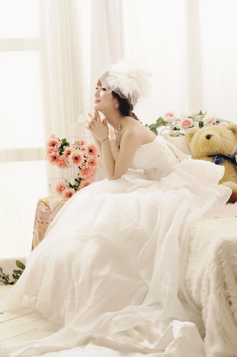 果子 2012.02.26 棚拍婚纱最新青纯美女图片