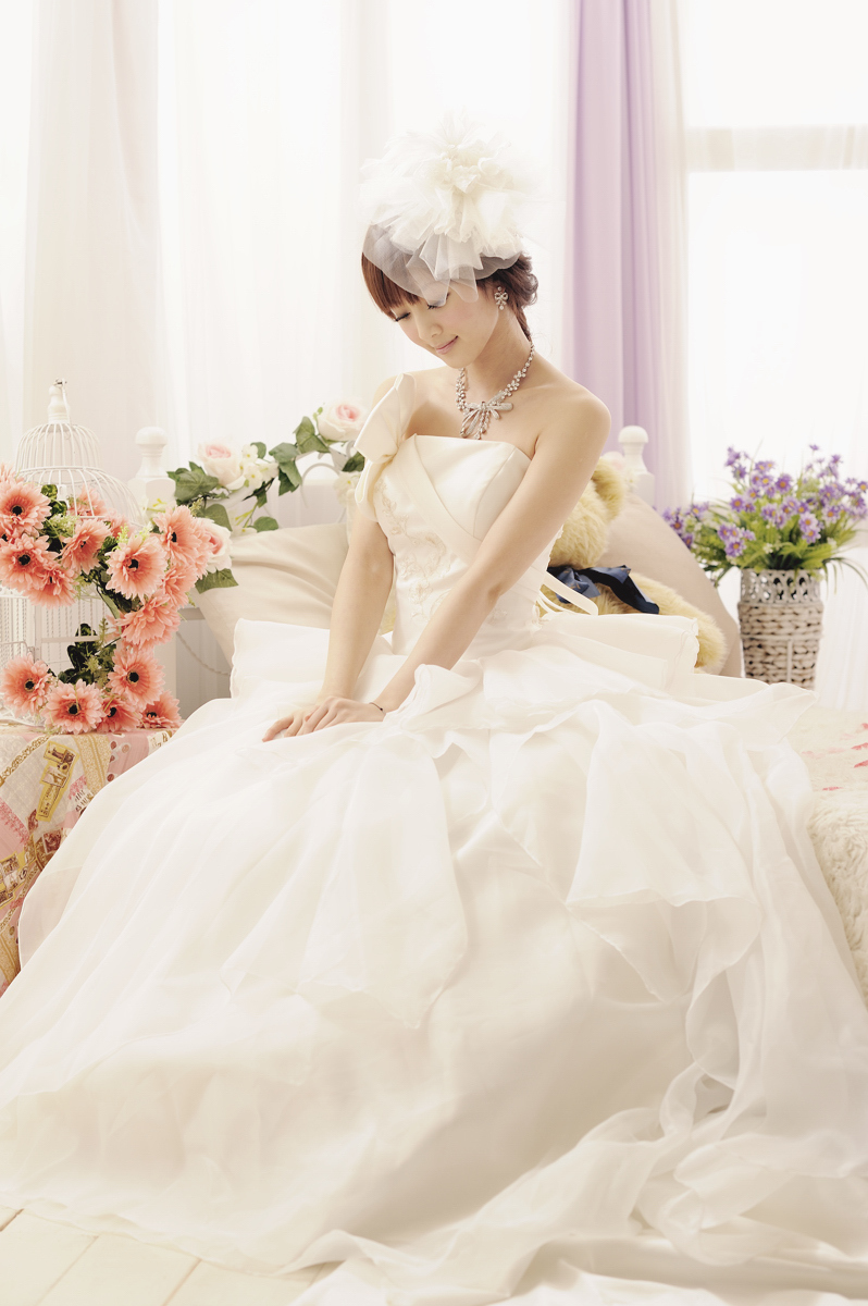 果子 2012.02.26 棚拍婚纱最新青纯美女图片