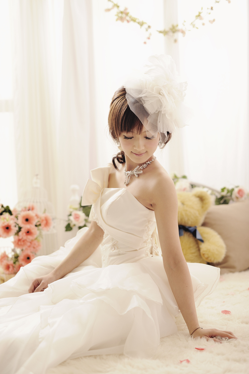 果子 2012.02.26 棚拍婚纱最新青纯美女图片