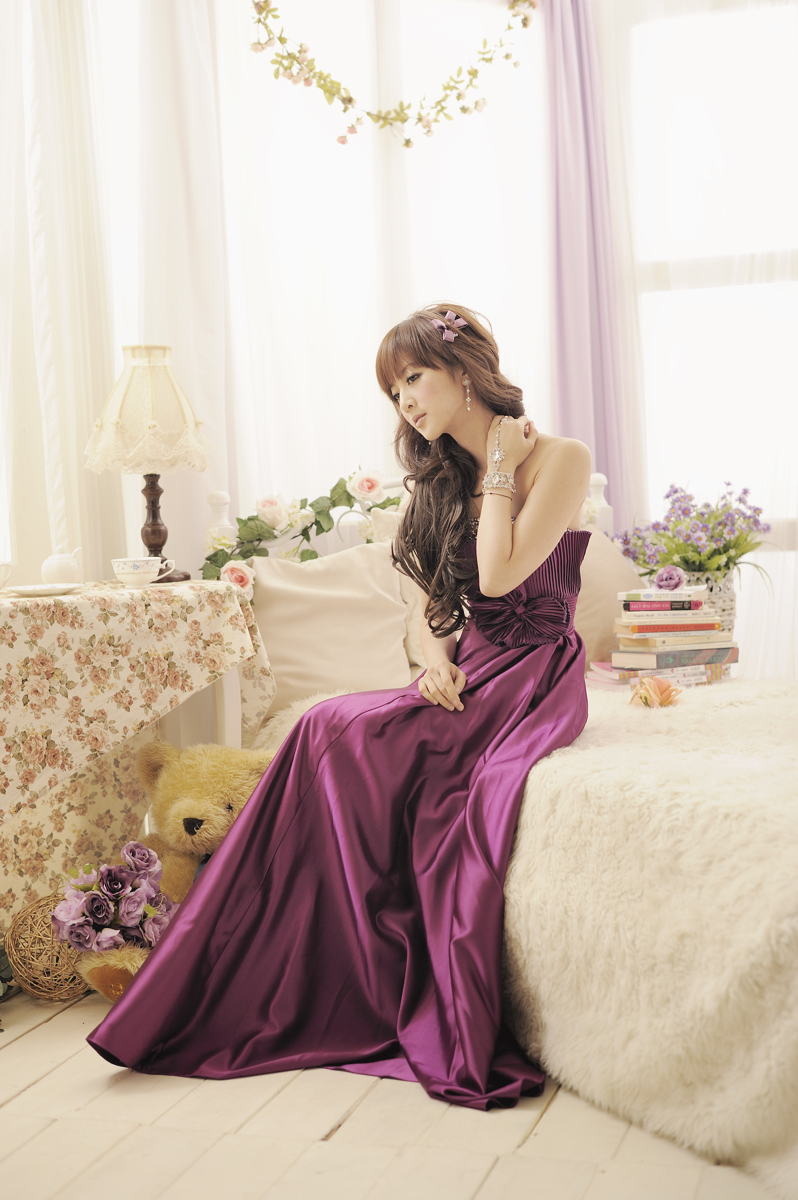 果子 2012.02.26 棚拍婚纱最新青纯美女图片