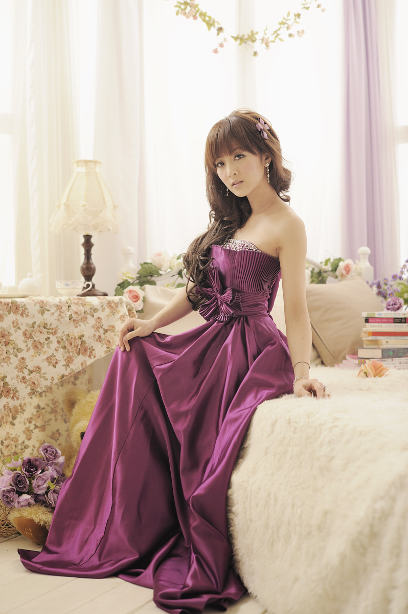 果子 2012.02.26 棚拍婚纱最新青纯美女图片