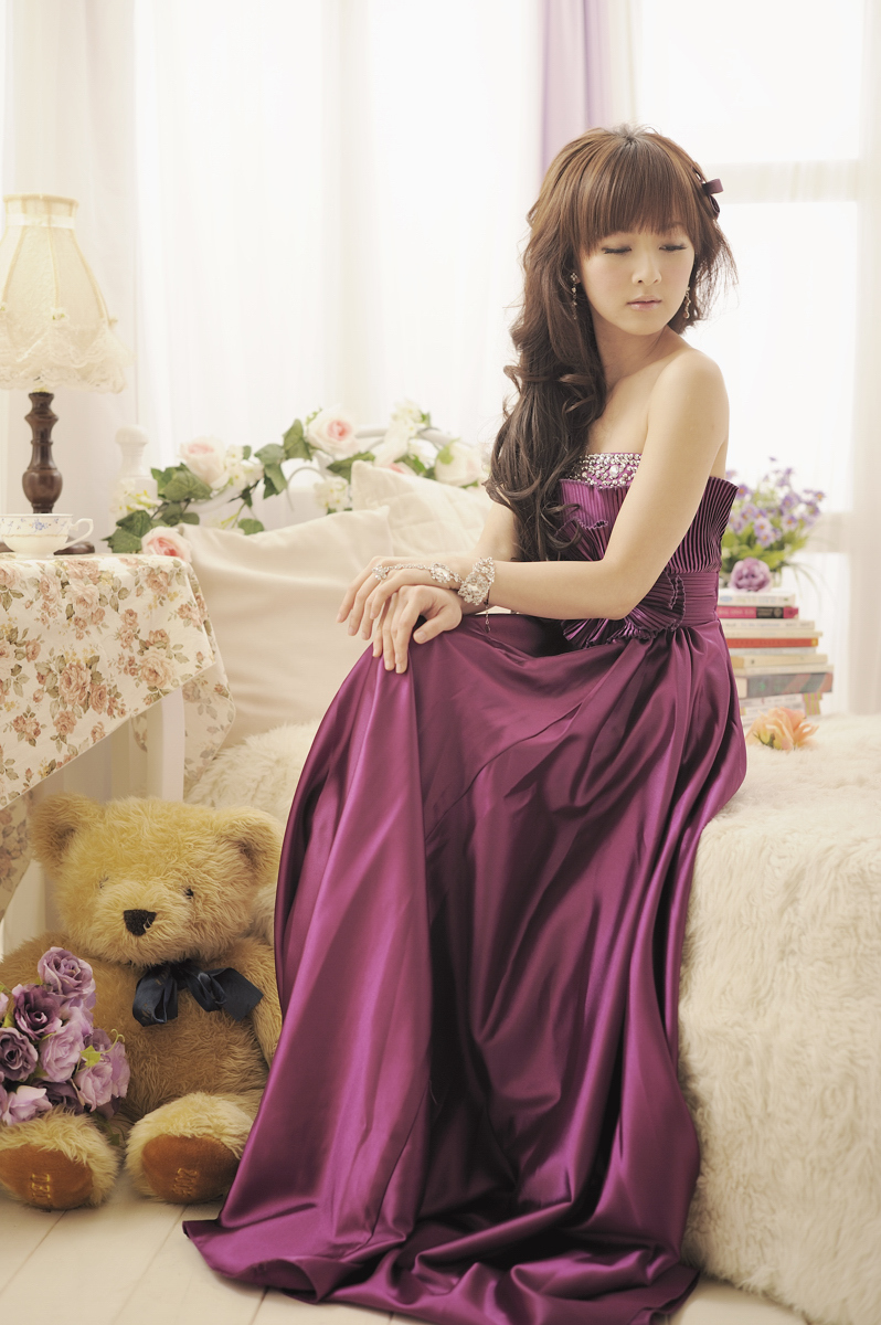 果子 2012.02.26 棚拍婚纱最新青纯美女图片