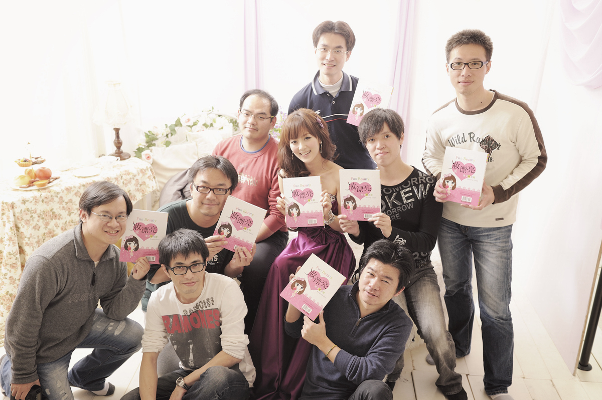 果子 2012.02.26 棚拍婚纱最新青纯美女图片