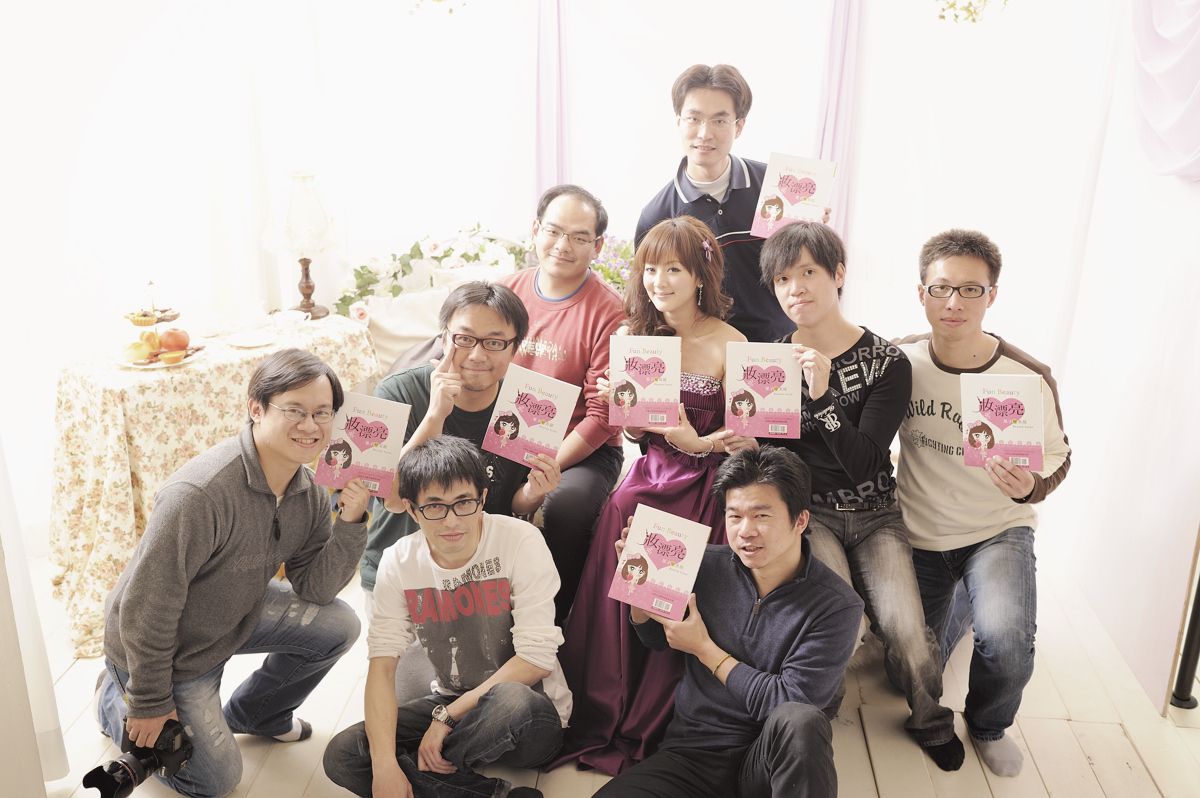 果子 2012.02.26 棚拍婚纱最新青纯美女图片