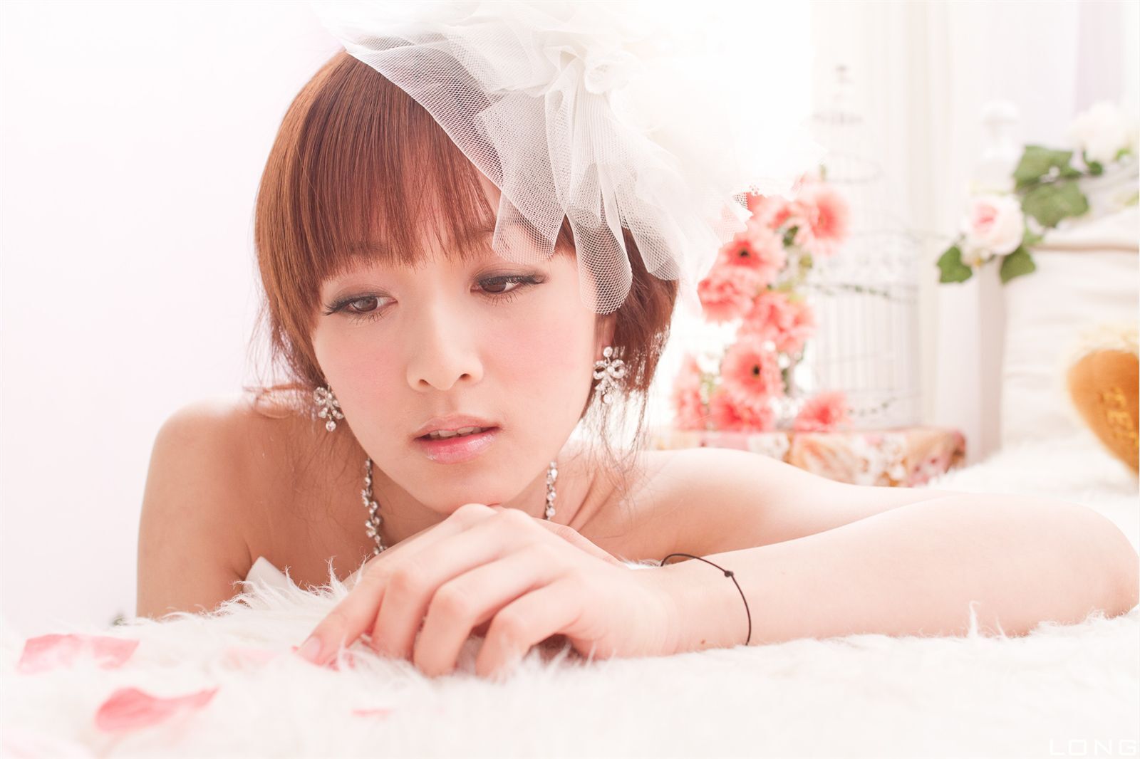 果子 2012.02.26 棚拍婚纱最新青纯美女图片