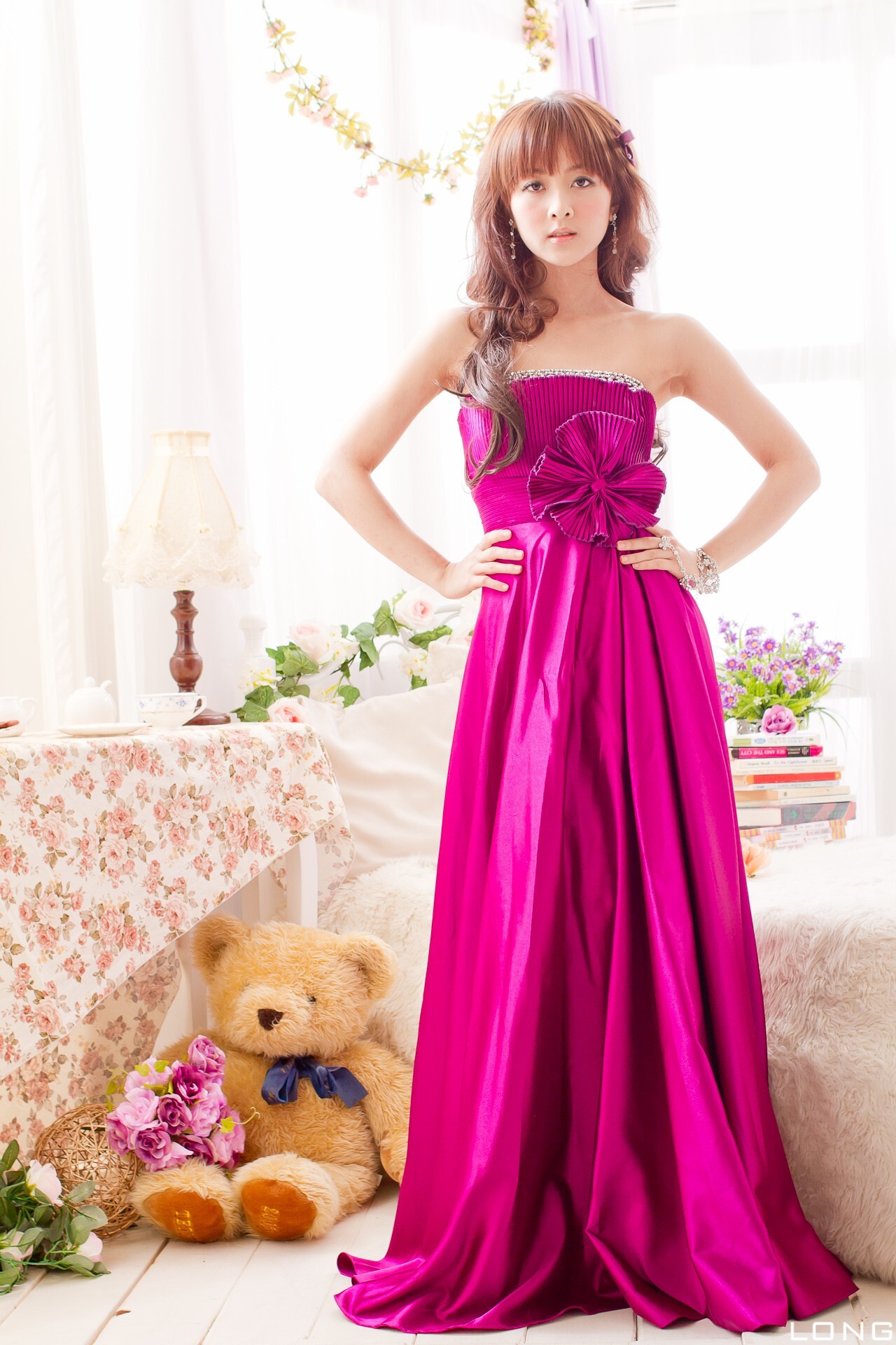 果子 2012.02.26 棚拍婚纱最新青纯美女图片