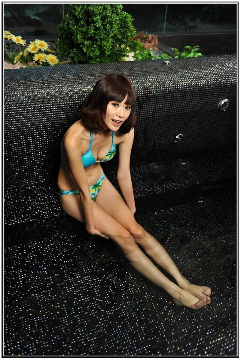 妃妃 NaNa 2012-03-19 歐悅 旅拍 高清美女图片