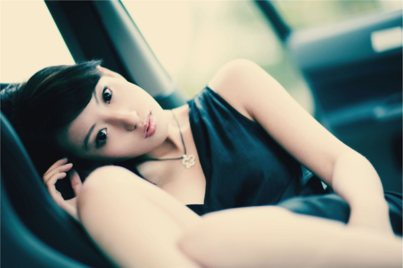 超有味道的香车美女 比尼的少女 国内高清车模