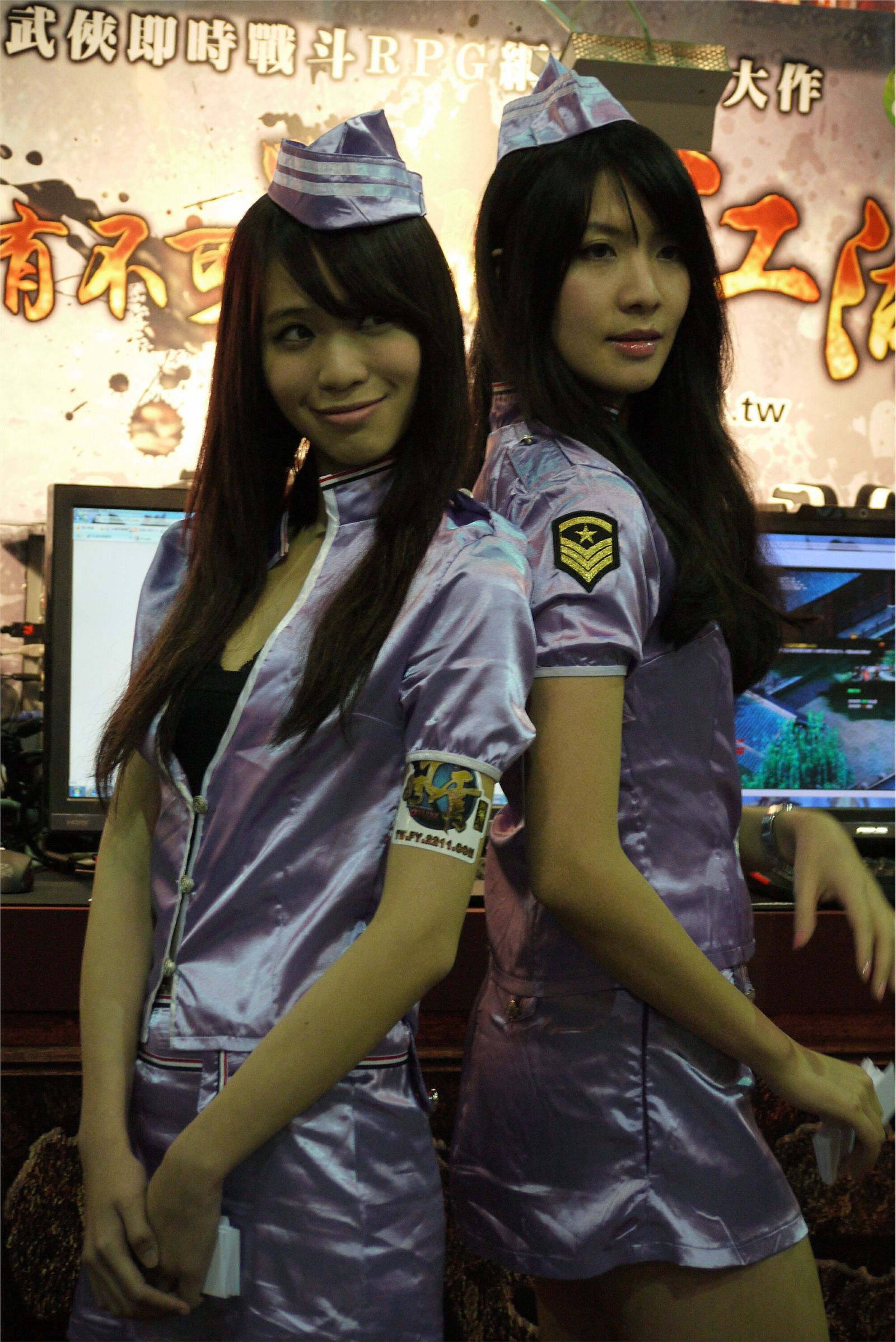 2012 機車展 汽配展 美女车模特写真 国内性感美女