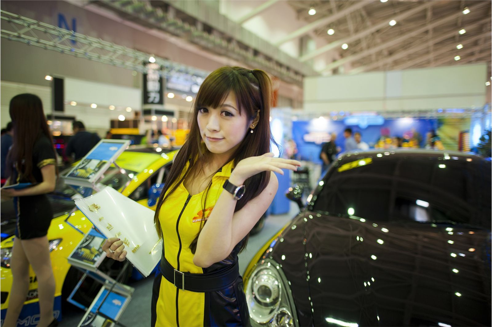 2012 機車展 汽配展 美女车模特写真 国内性感美女
