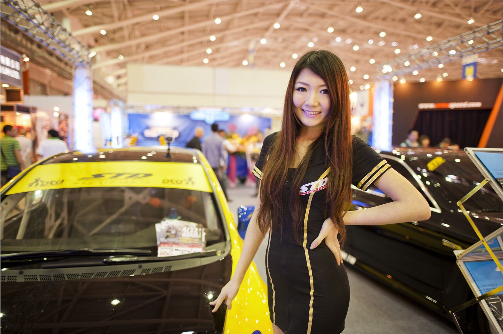 2012 機車展 汽配展 美女车模特写真 国内性感美女