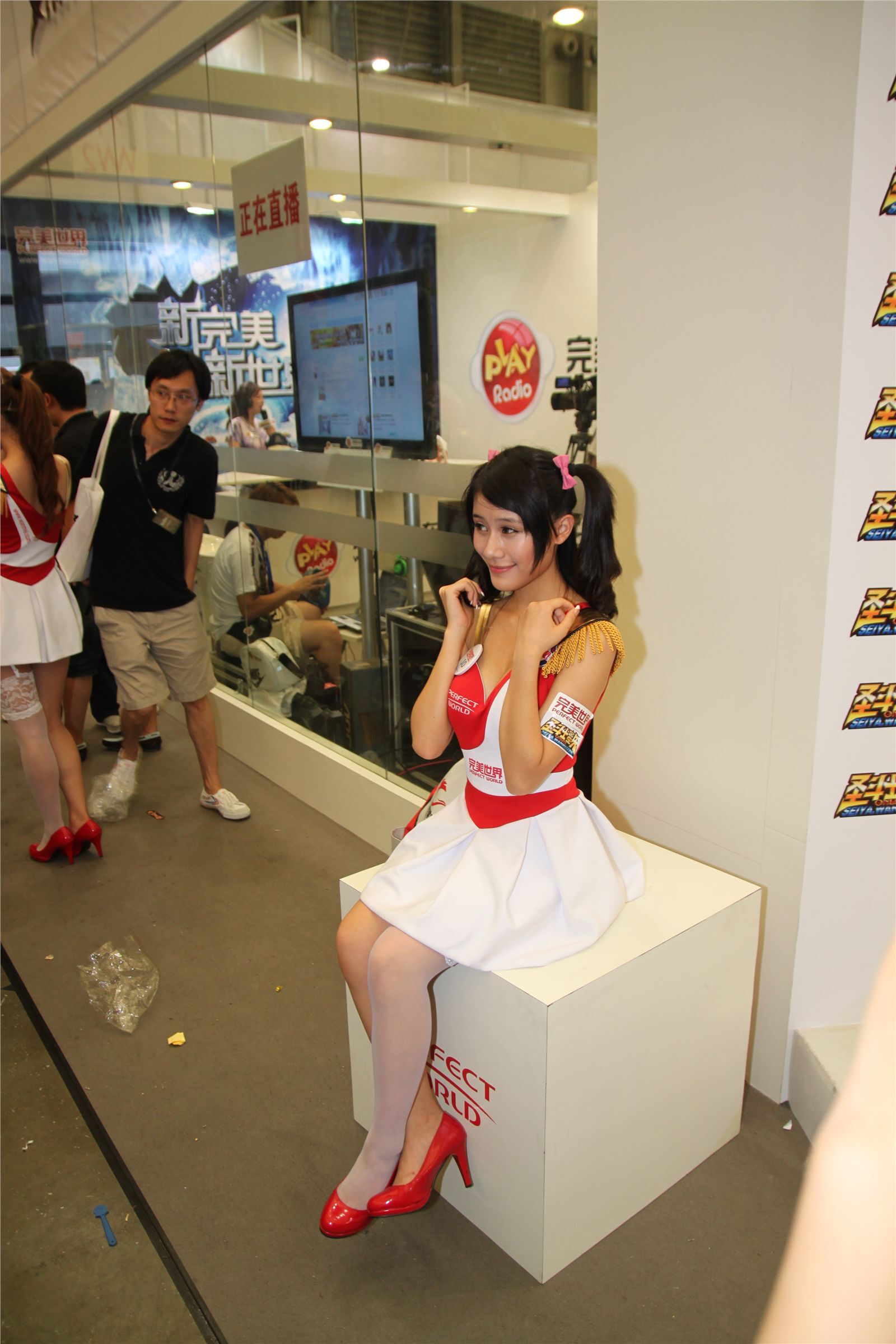 模特美女 ChinaJoy 2011高清图 No.3 现场图库
