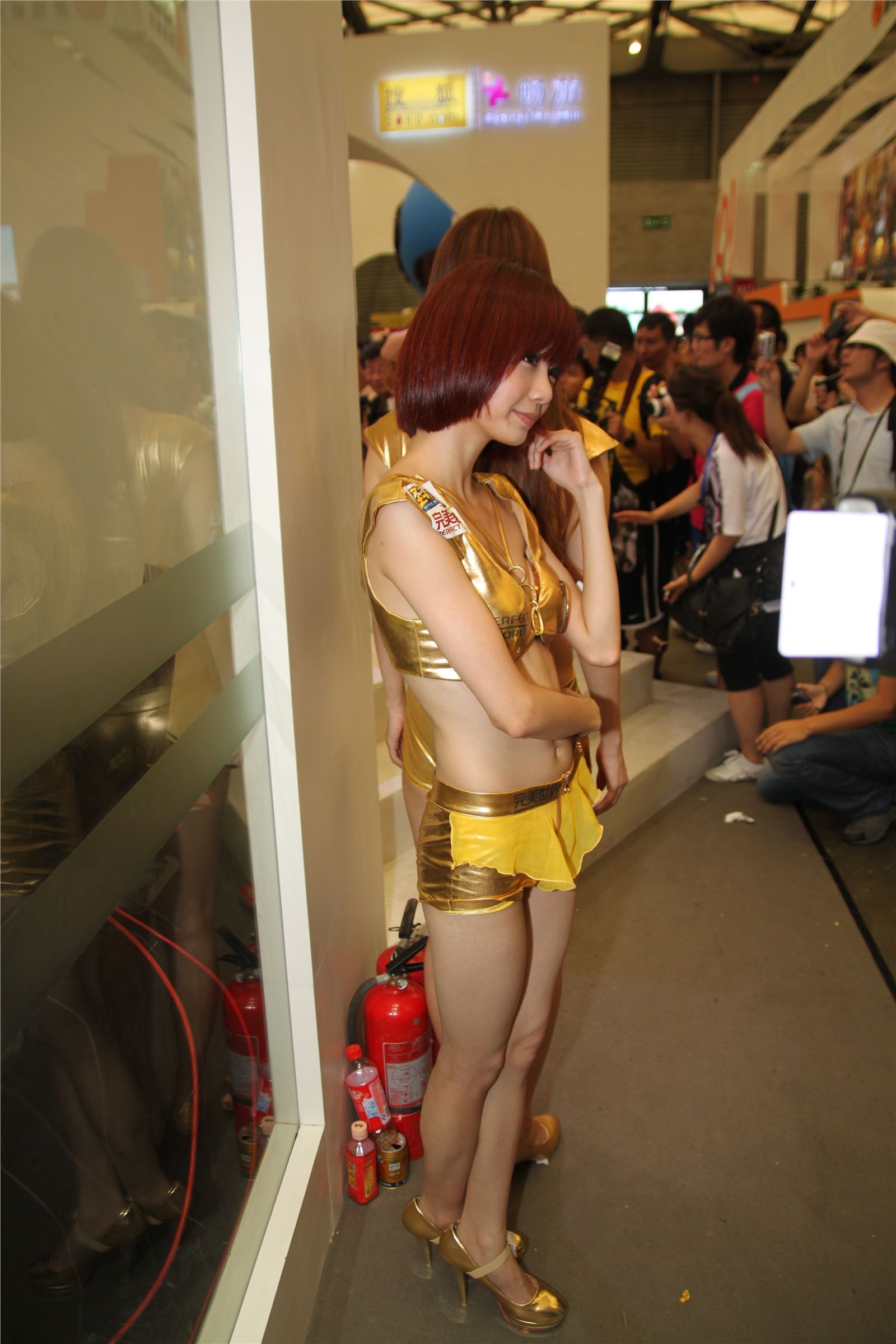 模特美女 ChinaJoy 2011高清图 No.3 现场图库