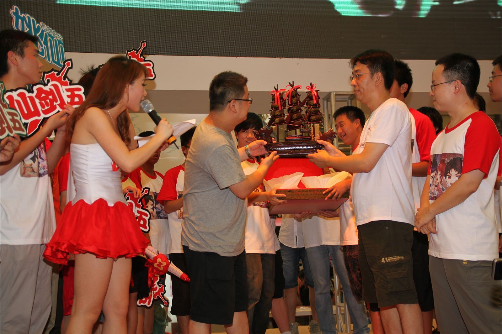 模特走场美女图片 超级高清美女图片打包下载 ChinaJoy 8