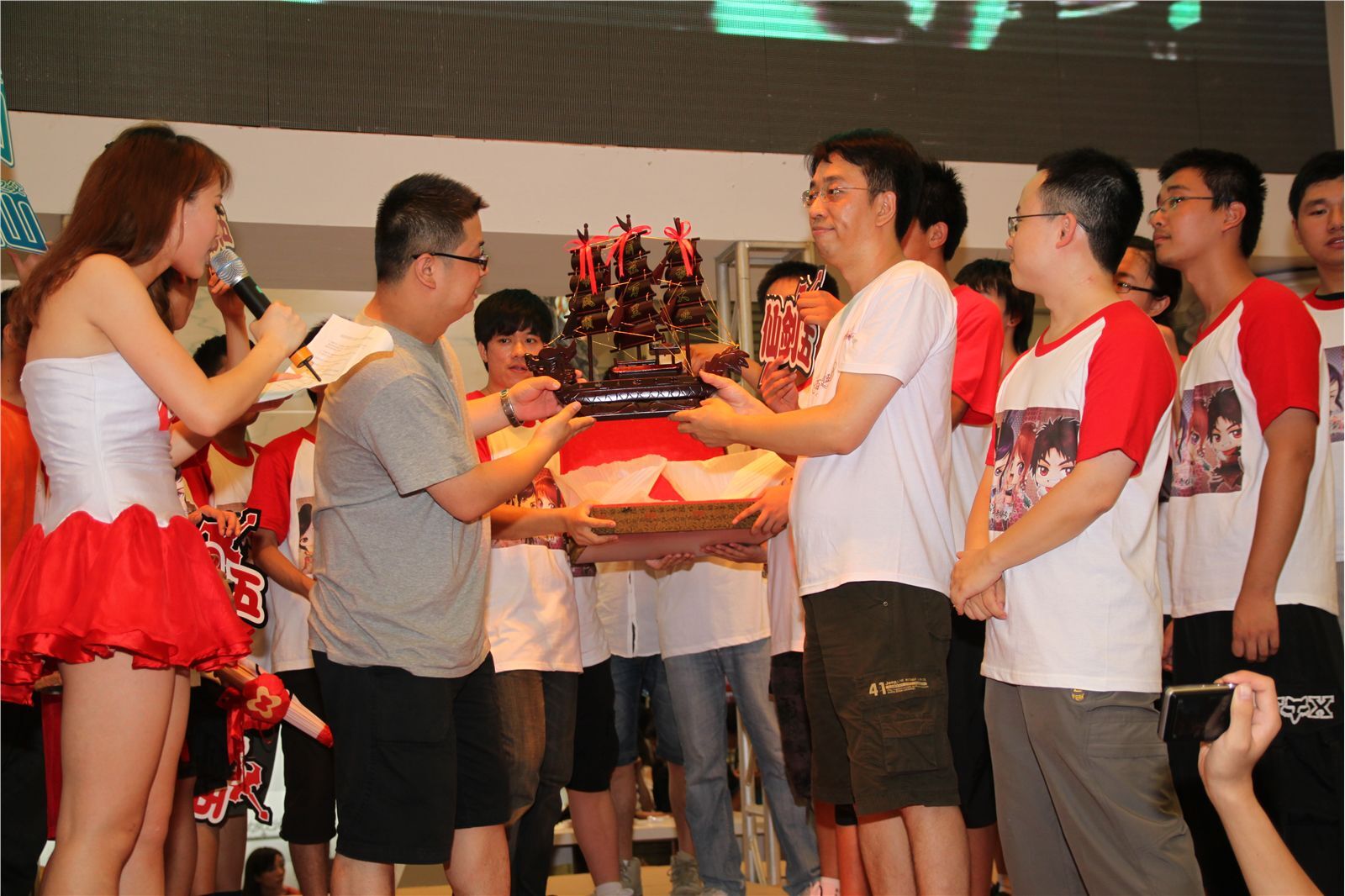 模特走场美女图片 超级高清美女图片打包下载 ChinaJoy 8