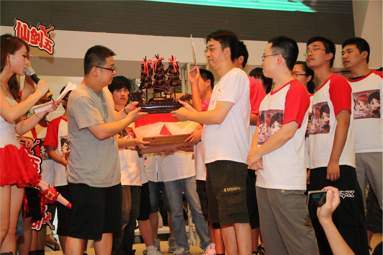 模特走场美女图片 超级高清美女图片打包下载 ChinaJoy 8