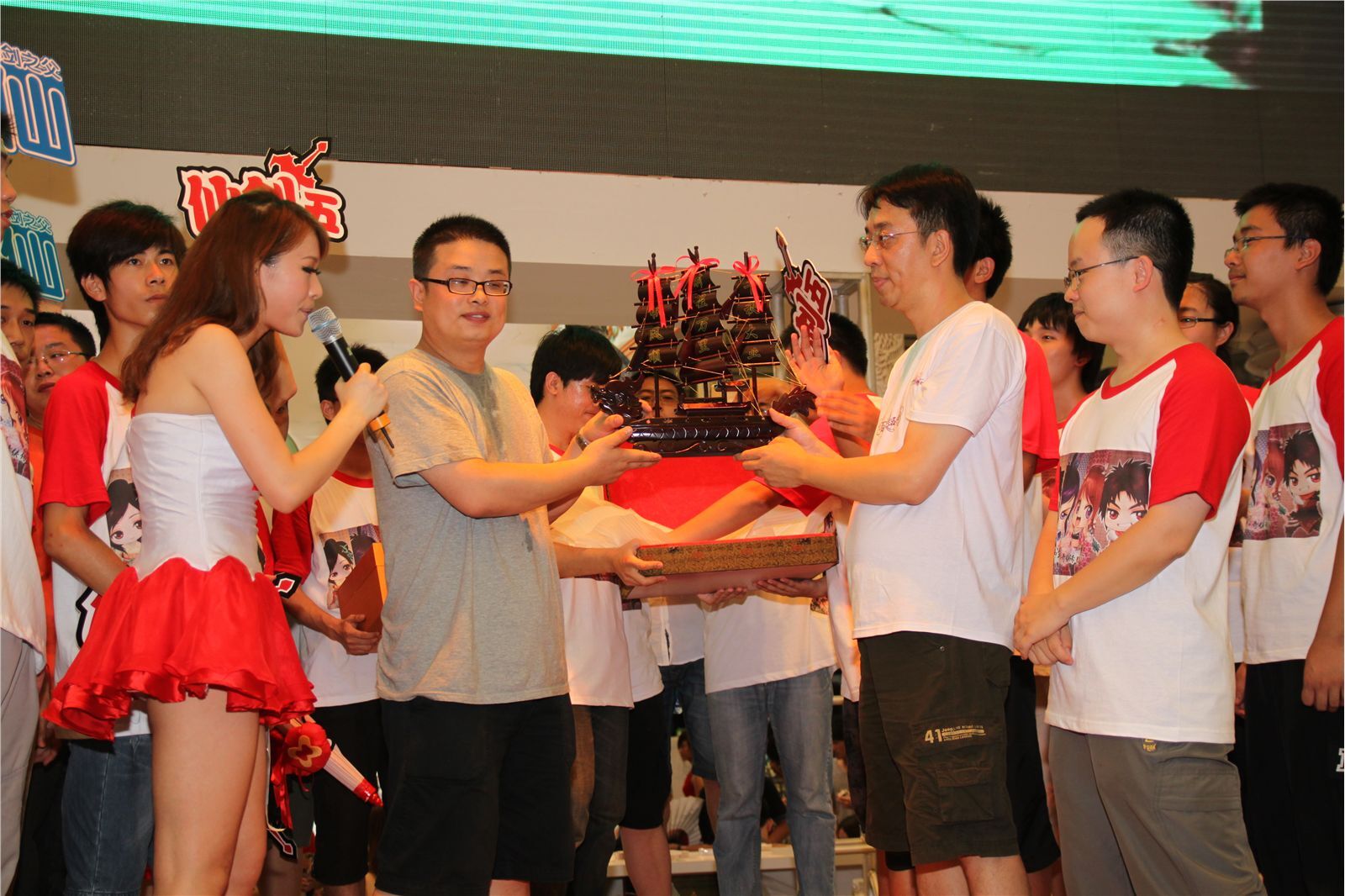 模特走场美女图片 超级高清美女图片打包下载 ChinaJoy 8