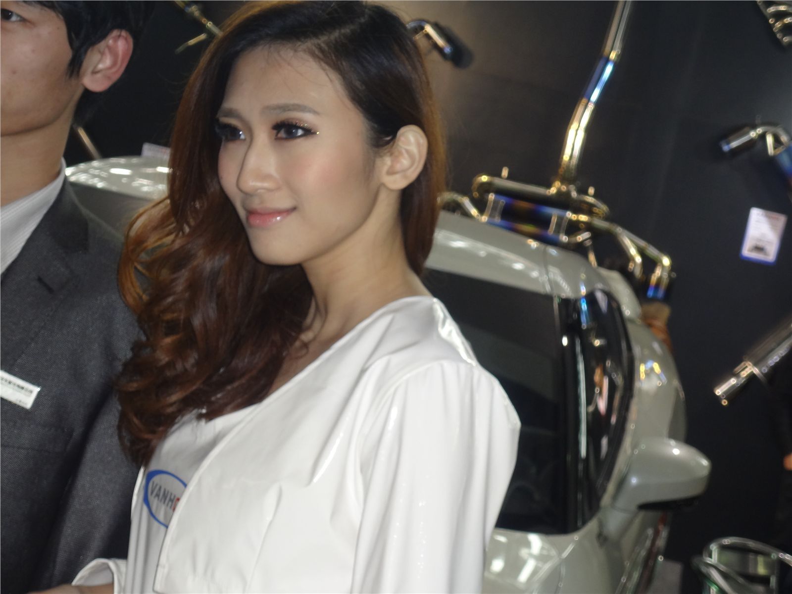 广州改装车展车模 美女模特高清写真